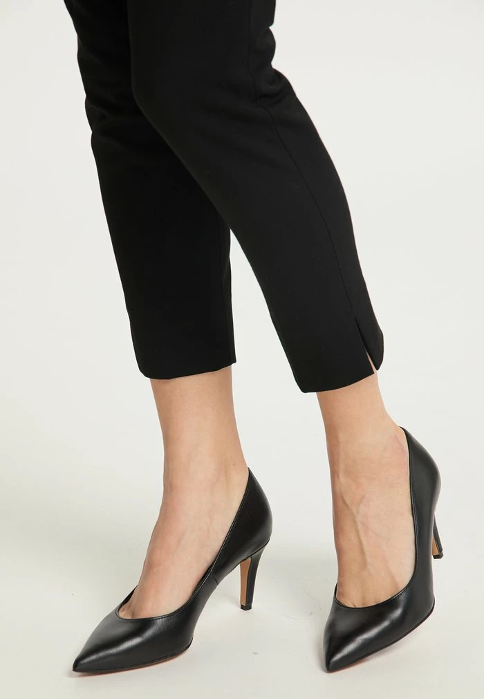 Usha Escarpins à Talons Hauts - Schwarz 1 Usha Escarpins à Talons Hauts - Schwarz