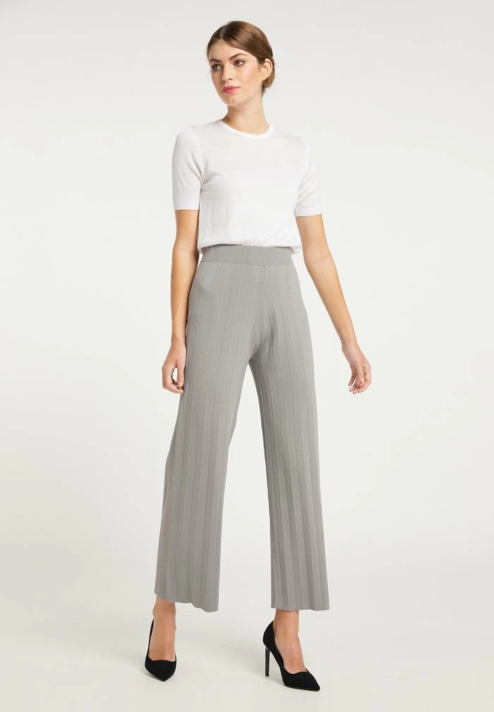 Usha T-shirt Basique - Weiss 2 Usha T-shirt Basique - Weiss – Image 2