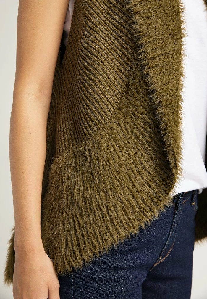 Usha Veste Sans Manches - Oliv 4 Usha Veste Sans Manches - Oliv – Image 4