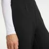 Usha MARLENE - Pantalon Classique - Schwarz 8 Usha MARLENE - Pantalon Classique - Schwarz -Usha Elegant Magasin 9839b590f38e49c68dd99988053d823d