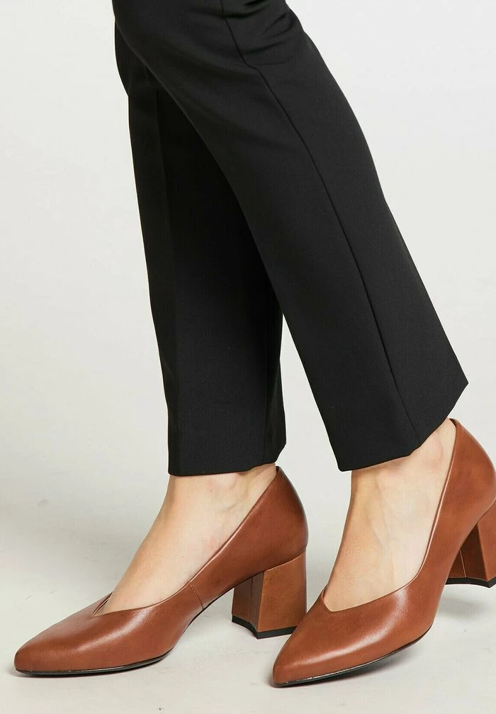 Usha Escarpins - Cognac 1 Usha Escarpins - Cognac