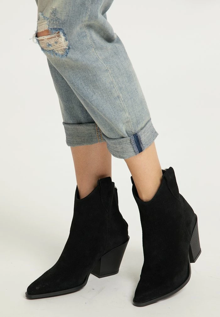 Usha Bottines à Talons Hauts - Schwarz 1 Usha Bottines à Talons Hauts - Schwarz