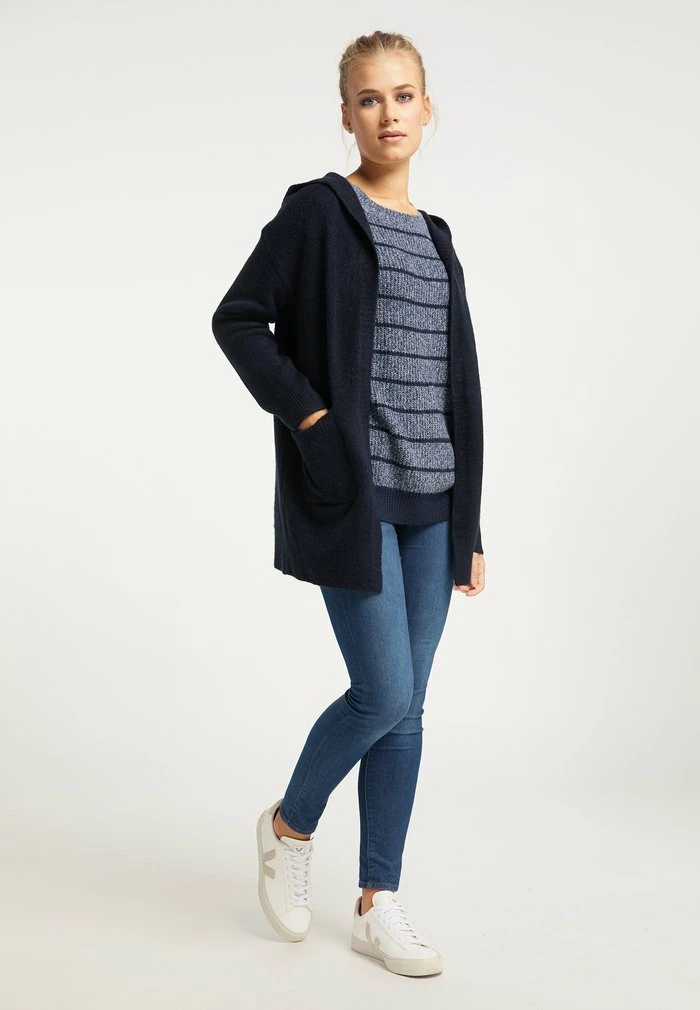 Usha Gilet - Marine 2 Usha Gilet - Marine – Image 2