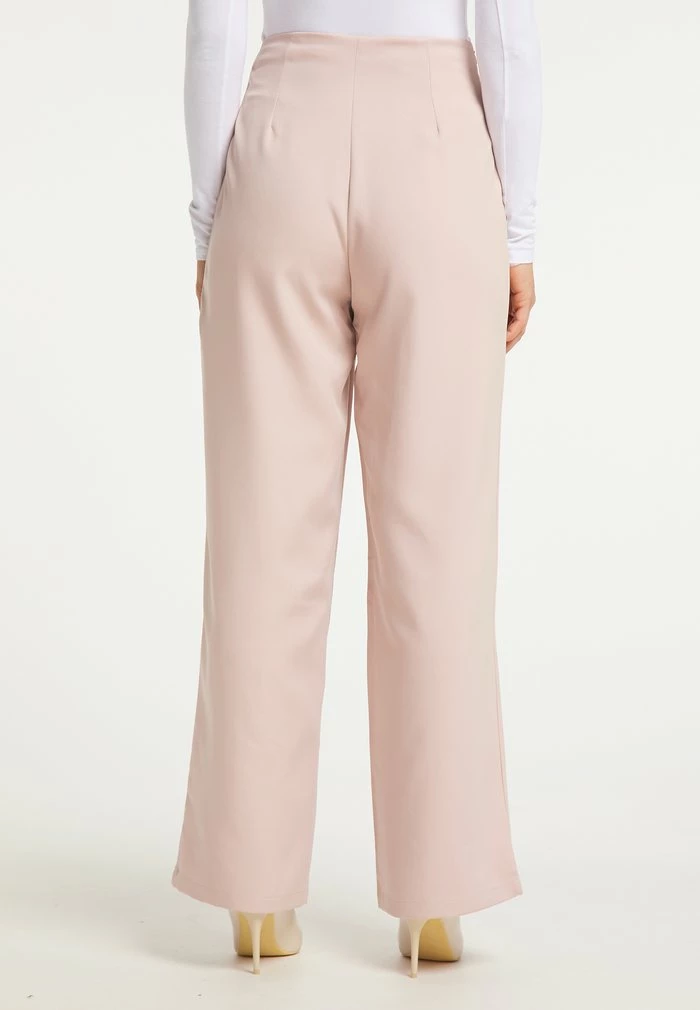 Usha Pantalon Classique - Nude 3 Usha Pantalon Classique - Nude – Image 3