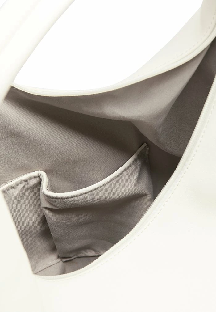 Usha Cabas - White 5 Usha Cabas - White – Image 5