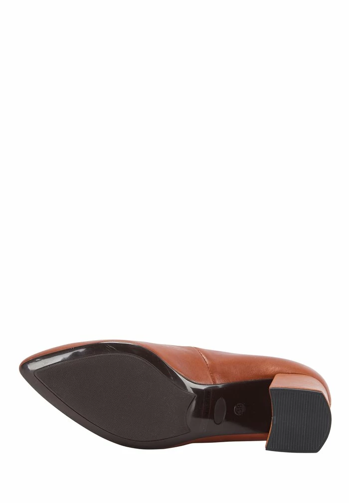 Usha Escarpins - Cognac 5 Usha Escarpins - Cognac – Image 5
