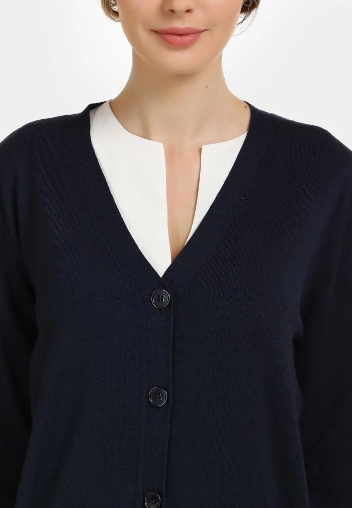 Usha Gilet - Marine 4 Usha Gilet - Marine – Image 4