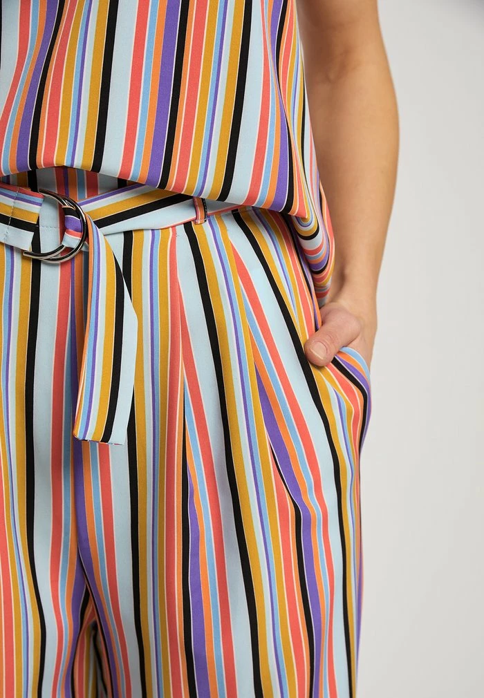 Usha MIT STREIFEN - Pantalon Classique - Hellblau Mehrfarbig 4 Usha MIT STREIFEN - Pantalon Classique - Hellblau Mehrfarbig – Image 4